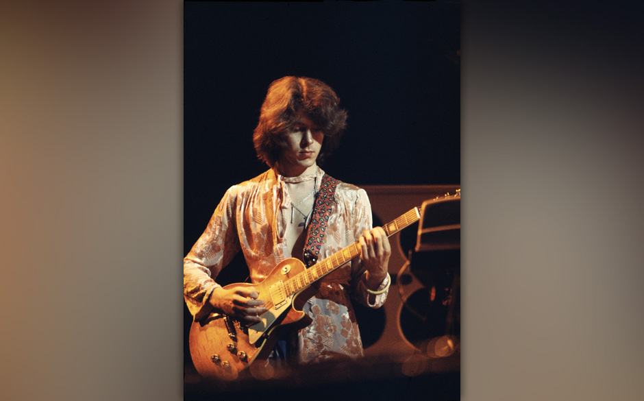 37. Mick Taylor. Can’t You Hear Me Knocking – The Rolling Stones, 1971. Als die Aufnahme schon fast fertig war, fingen...