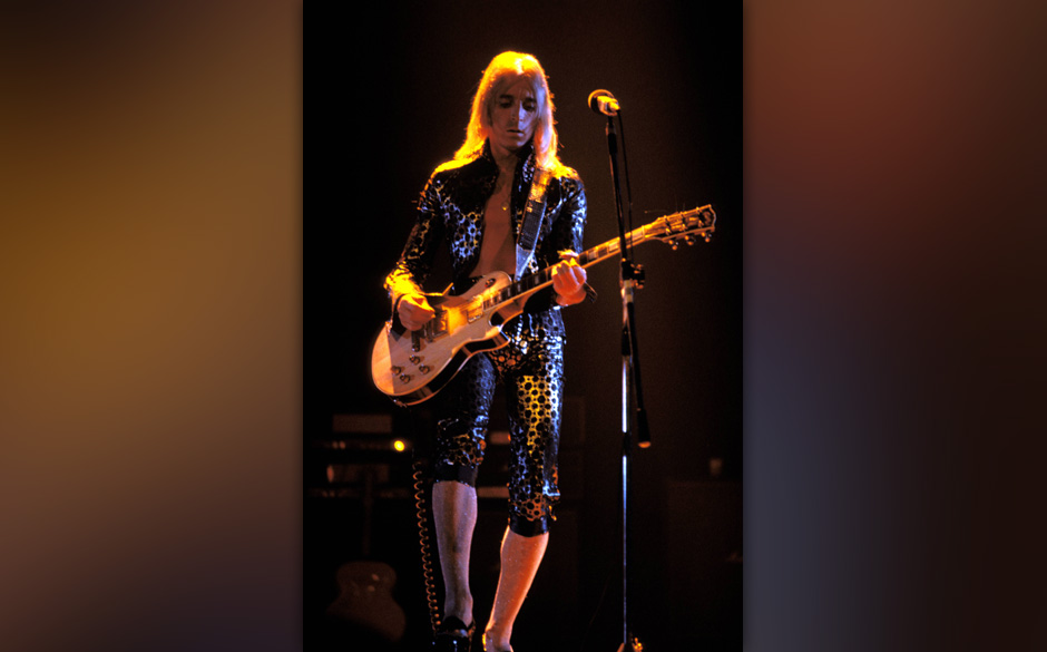 41. Mick Ronson. Suffragette City – David Bowie, 1972. Man spürte einfach, dass er jeden Ton seiner Seele abgerungen ha...