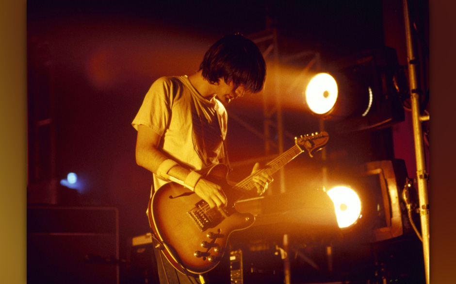 48. Jonny Greenwood. My Iron Lung – Radiohead, 1994. Abgehärtet durch den Tourstress und angeödet vom Erfolg ihres ers...