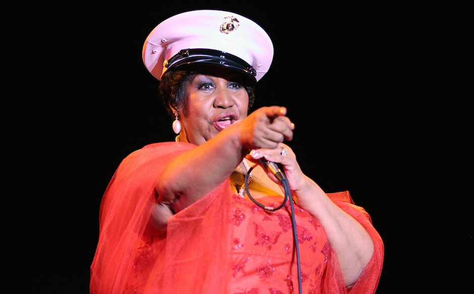 1. Aretha Franklin. Text von Mary J. Blige: Man weiß, wenn etwas vom Himmel gesandt ist. Man weiß, wenn Gott seine Hand ...