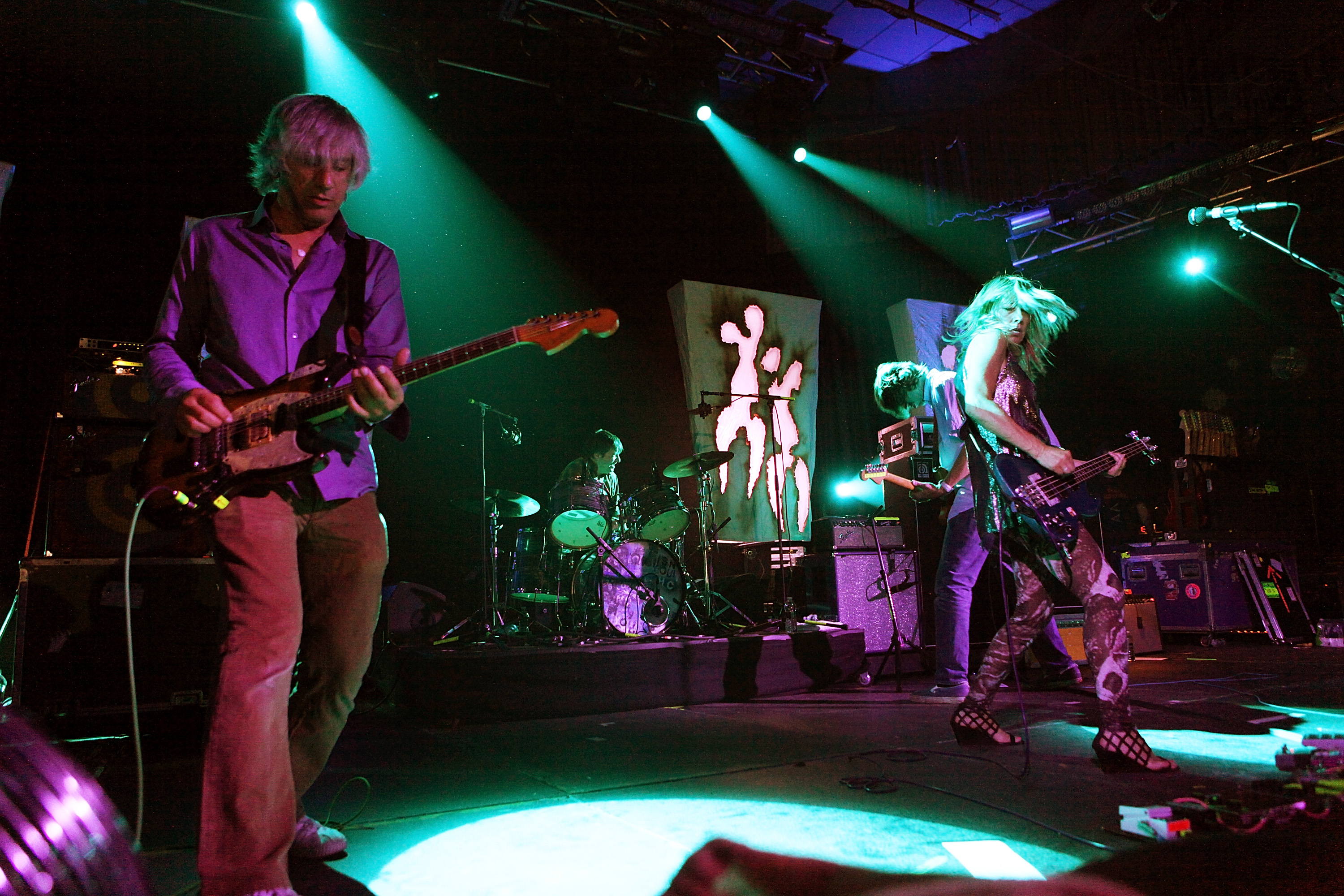 Sonic Youth prägten den No Wave in den Achtzigern mit ihren innovativen Arrangements und ausgefeilten Noise-Eskapaden ent...