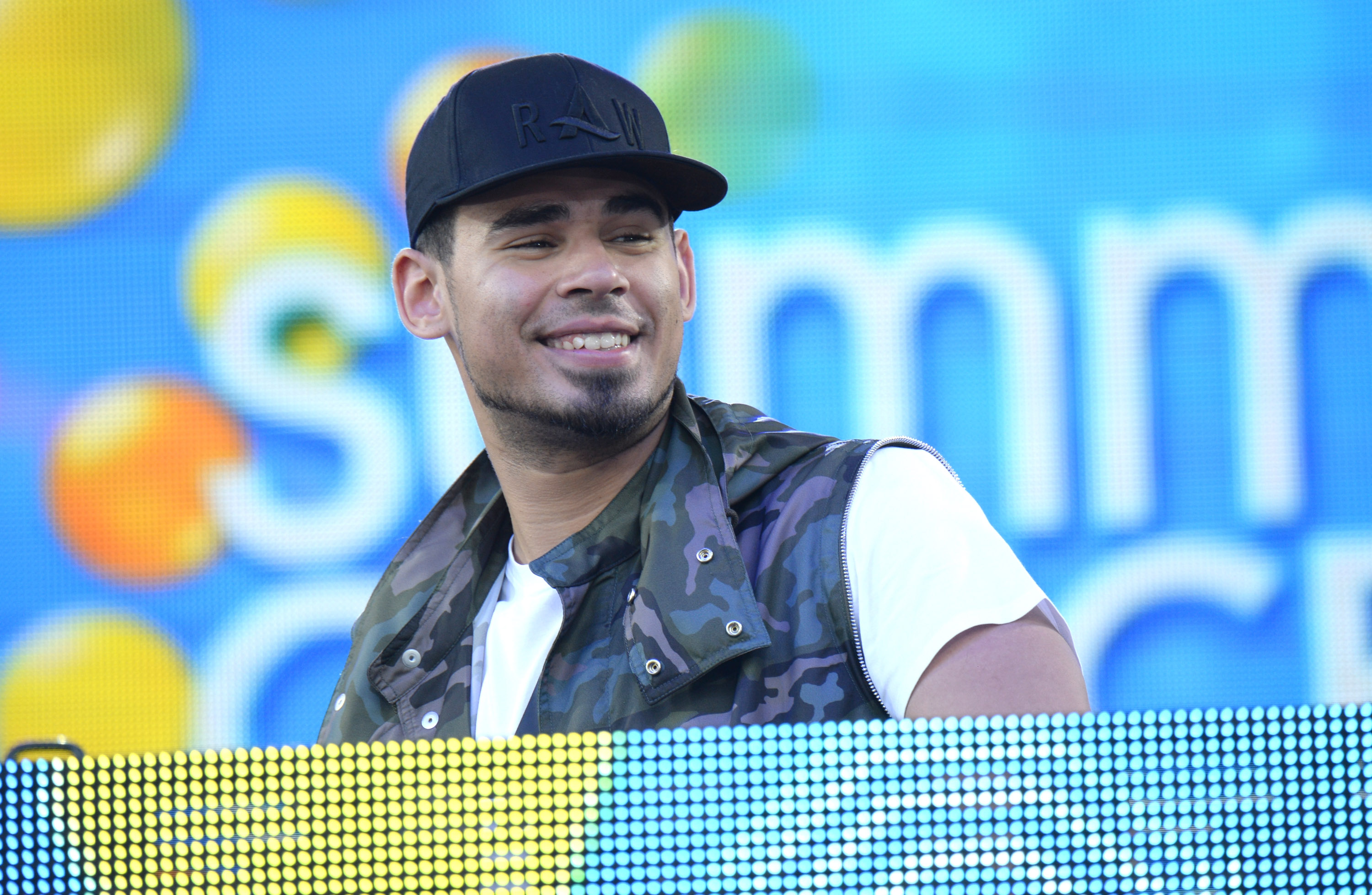 Der DJ Afrojack erhielt den Preis für den besten Electronica-Künstler.