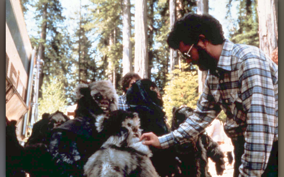 RETURN OF THE JEDI [US 1983]  DIRECTOR GEORGE LUCAS STAR WARS: EPISODE VI - RETURN OF THE JEDI [US 1983]  Director GEORGE ...