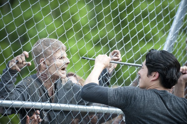 the-walking-dead-season-4-episode-2-steven-yeun-600x399.jpg