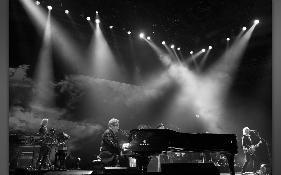 Elton John live in Stuttgart