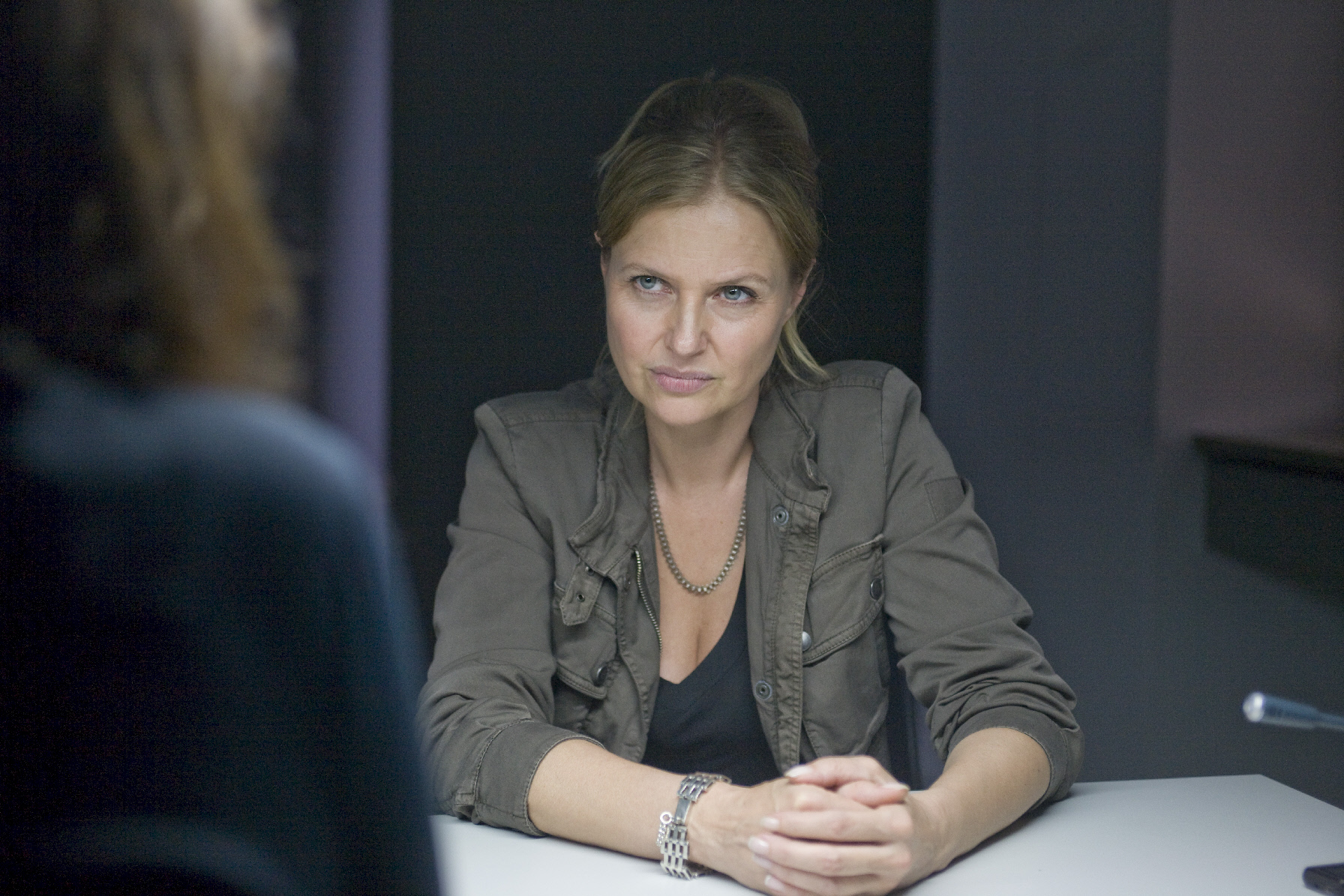 Sie ist einfach etwas schlauer und etwas vernünftiger als die Kollegen – zumindest meistens. Jetzt darf sie in Liebesan...