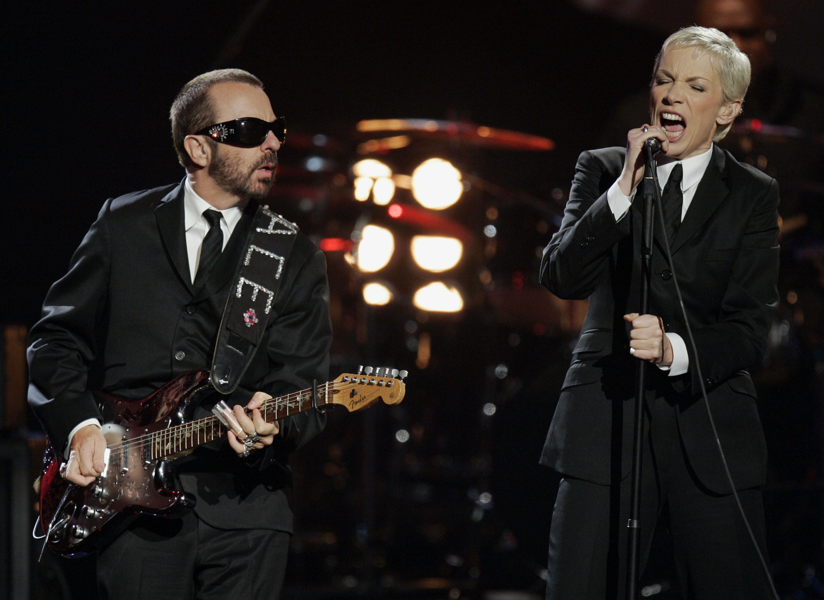 Dave Stewart und Annie Lennox bei den 33. American Music Awards in Los Angeles 2005.