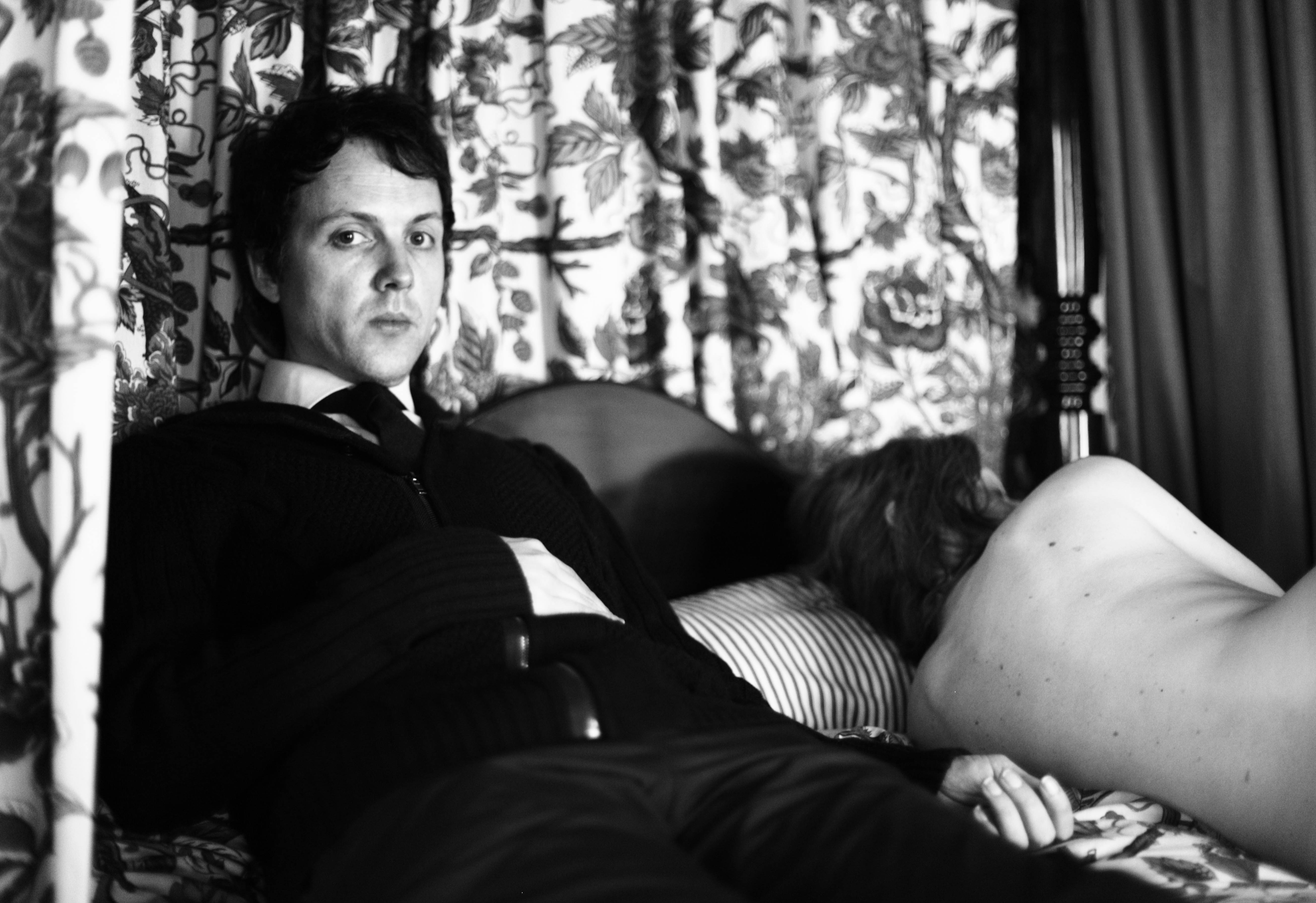 Aber auf 'Human Cry' (2012) passiert etwas Merkwürdiges: Nach vielen hübschen Songs kommt 'So Glad It‘s Finally Spring...