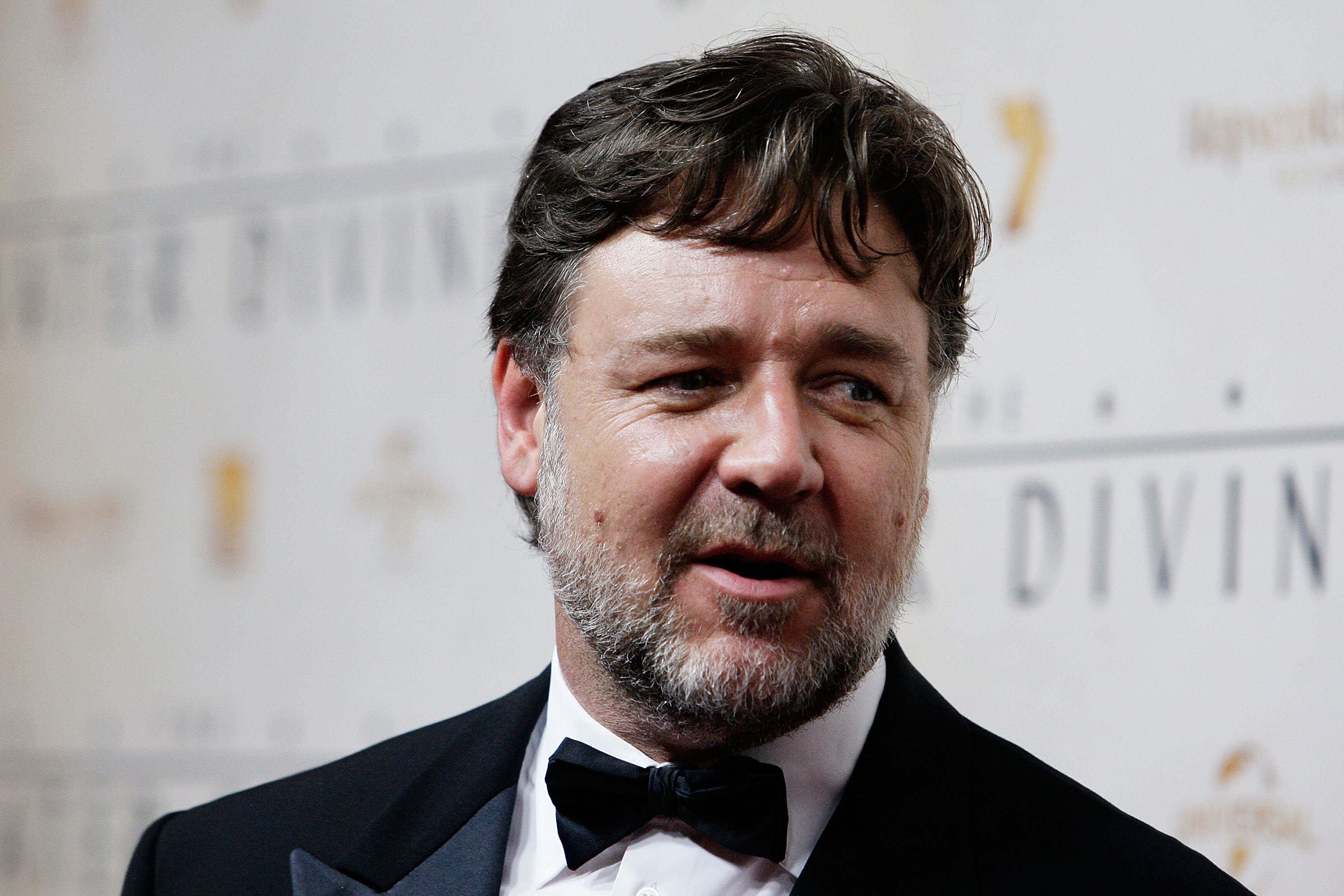 Russel Crowe war lange Zeit als Aragorn im Gespräch, jedoch zeigte sich der Schauspieler anschließend glücklich darübe...