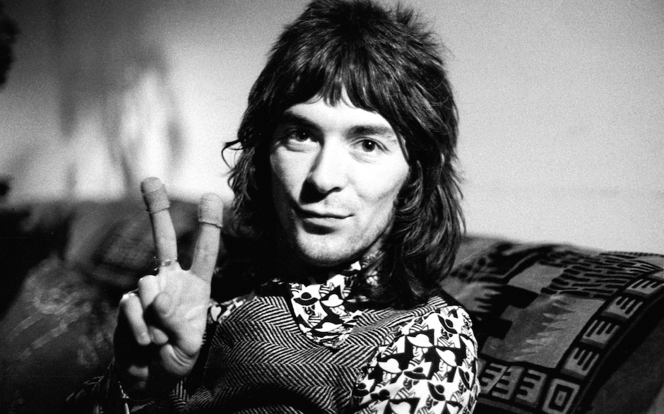 UNSPECIFIED - JANUARY 01:  Photo of FACES and Ian McLAGAN; Ian McLagan, posed, doing peace sign to camera  (Photo by Ian D...