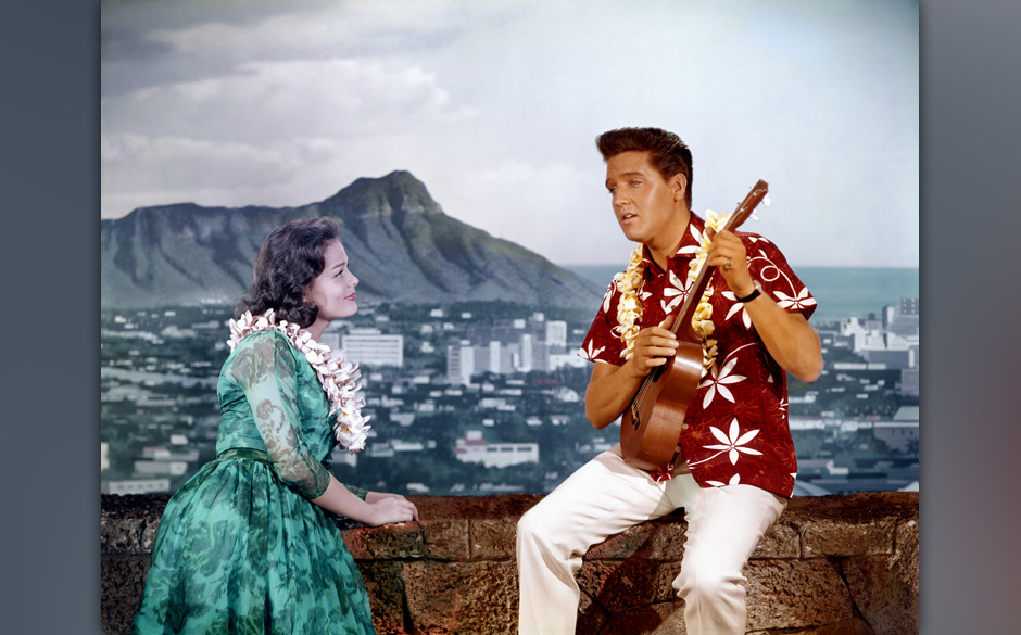 1964: Am Set von 'Blue Hawaii'