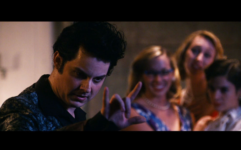 Jack White verkörperte den King 2007 in dem zwischen Mockumentary und Komödie springenden Film "Walk Hard: Die Dewey Cox...