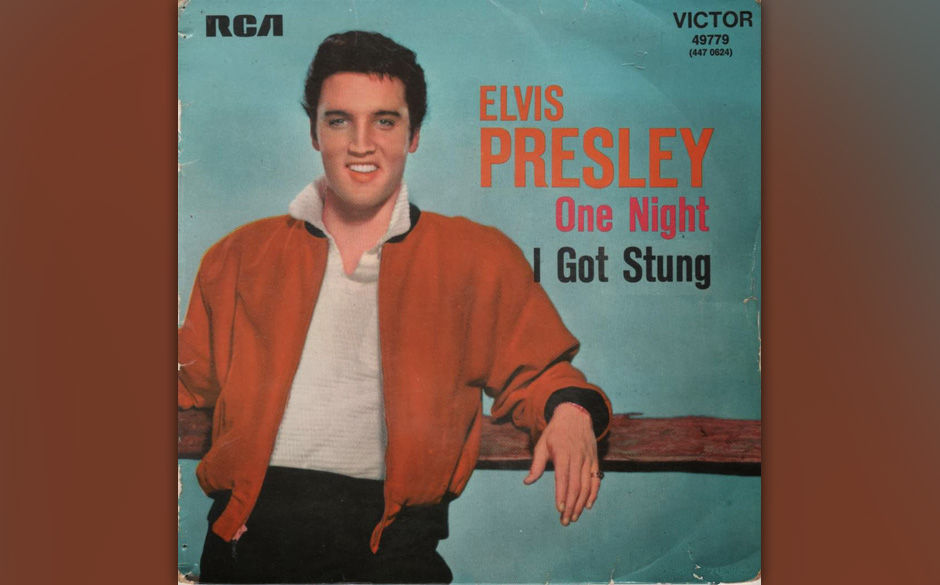 6. One Night, 1958.

Auch hier verzehrt sich Elvis nach der Angebeteten, auch hier geht die Libido mit ihm durch, doch hat...