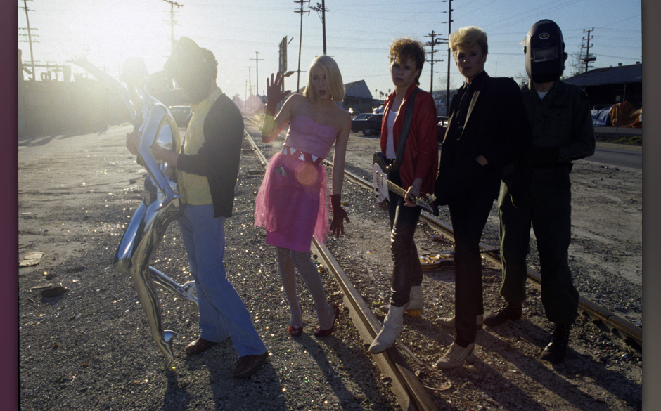 Auch The Industrials wurden von Kim Fowley produziert.