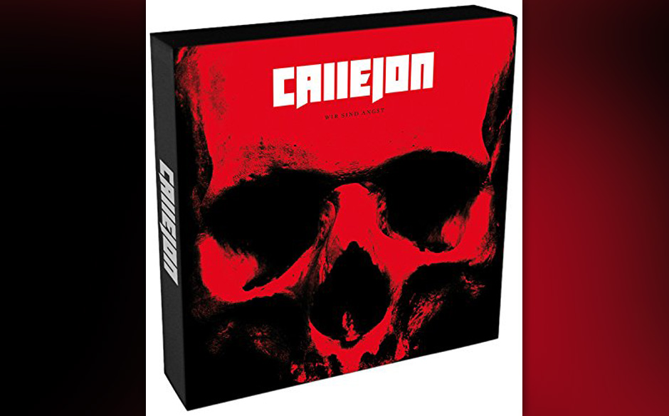 ...die Düsseldorfer Metaller Callejon drängen dafür mit "Wir sind Angst" vor auf Platz fünf...