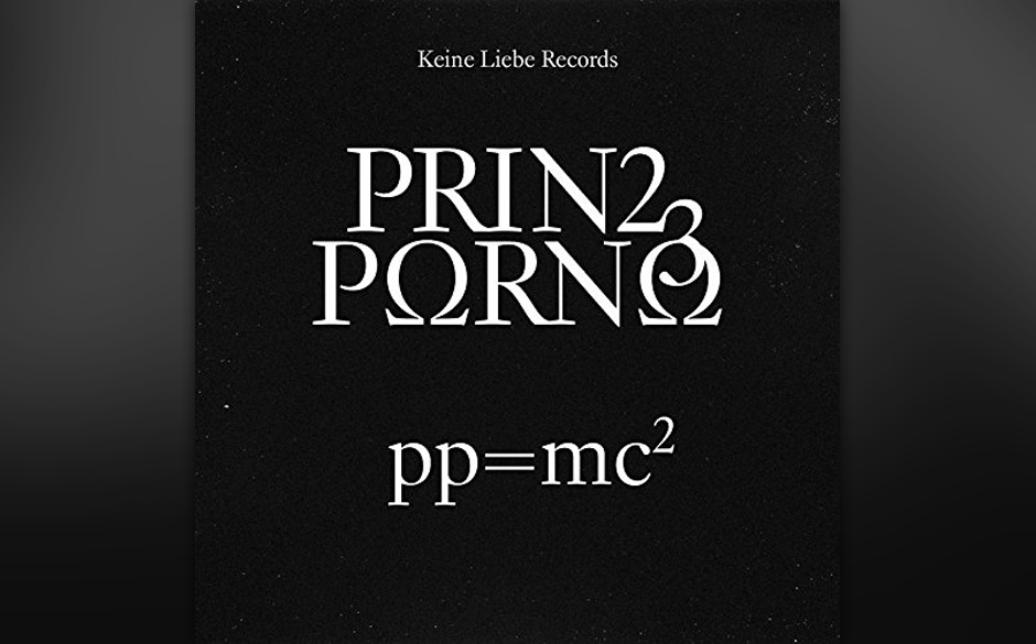 Prinz Porno schlägt sie alle und erobert mit der deutschen Rap-Weltformel "pp=mc²" Platz eins. 2000 hatte Rapper Friedri...