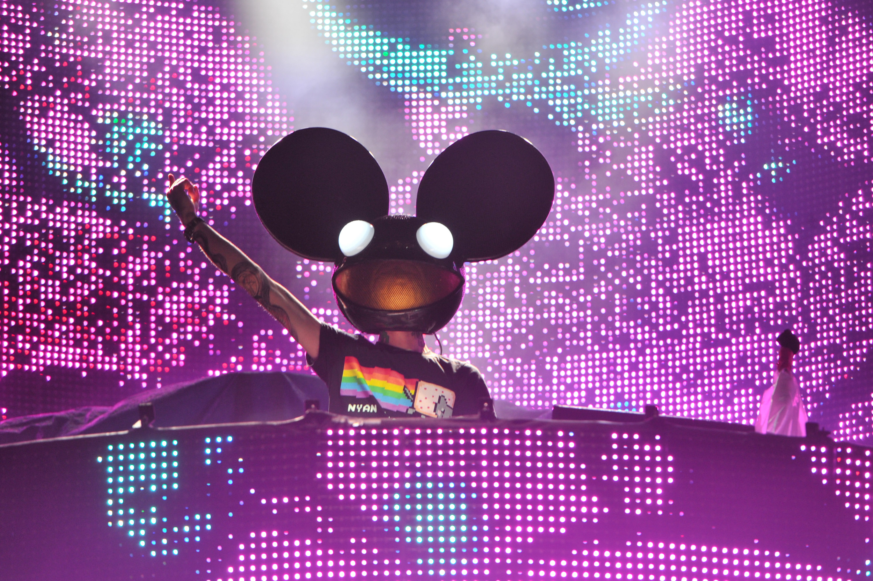 TORONTO, ON - AUGUST 04:  Deadmau5 performs on day 1 the 2012 Veld Music Festival on August 4, 2012 in Toronto, Canada.  (...
