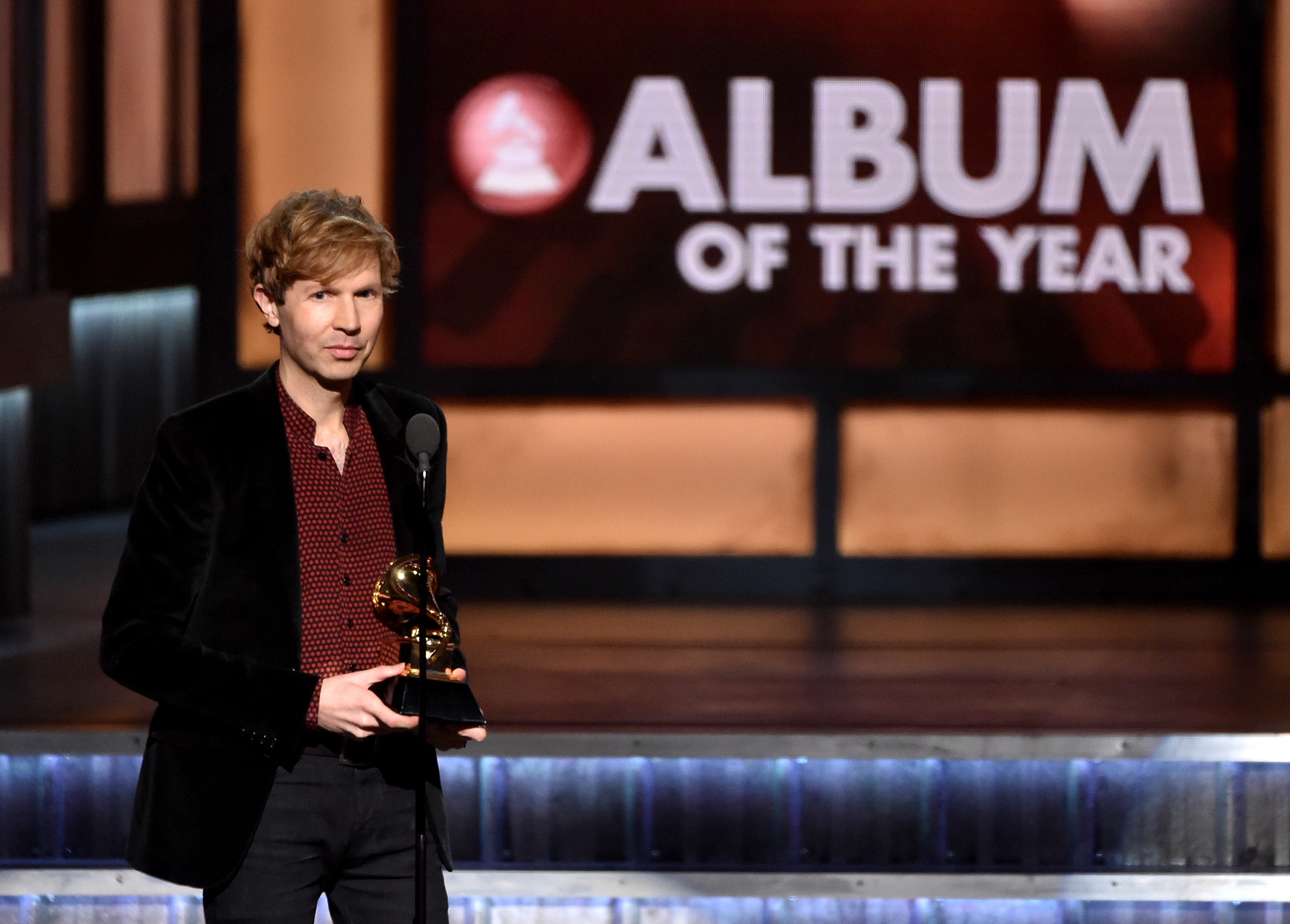 Auch wenn Kanye West es anders sieht und behauptet hat, dass die Platte den Preis nicht verdiene, wurde "Morning Phase" vo...