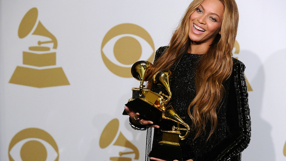 LOS ANGELES, CA - FEBRUARY 08:  Beyonce poses in the press room at the 57th GRAMMY Awards at Staples Center on February 8, 20