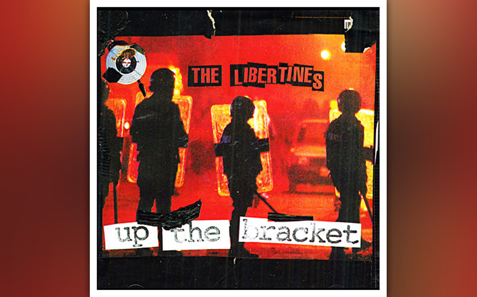 94. The Libertines, 'Up the Bracket'.

Heute füllen Pete Doherty und Carl Barât die Klatschspalten, zu Beginn des Jahrta...