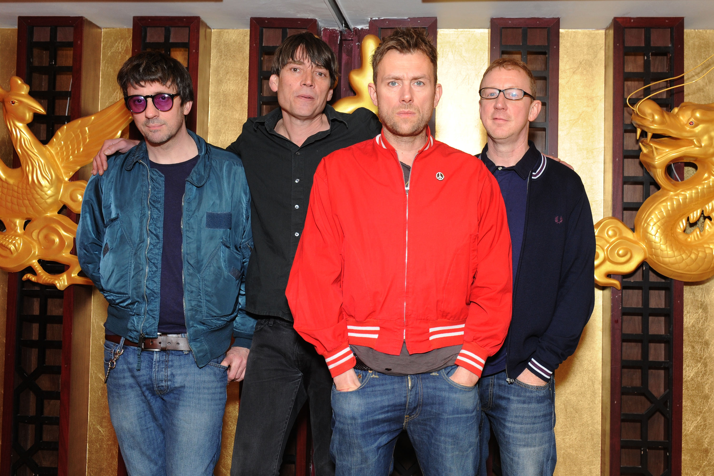 LONDON, ENGLAND - FEBRUARY 19:  (SUN NEWSPAPER OUT. MANDATORY CREDIT PHOTO BY DAVE J. HOGAN GETTY IMAGES REQUIRED)   (L-R)...