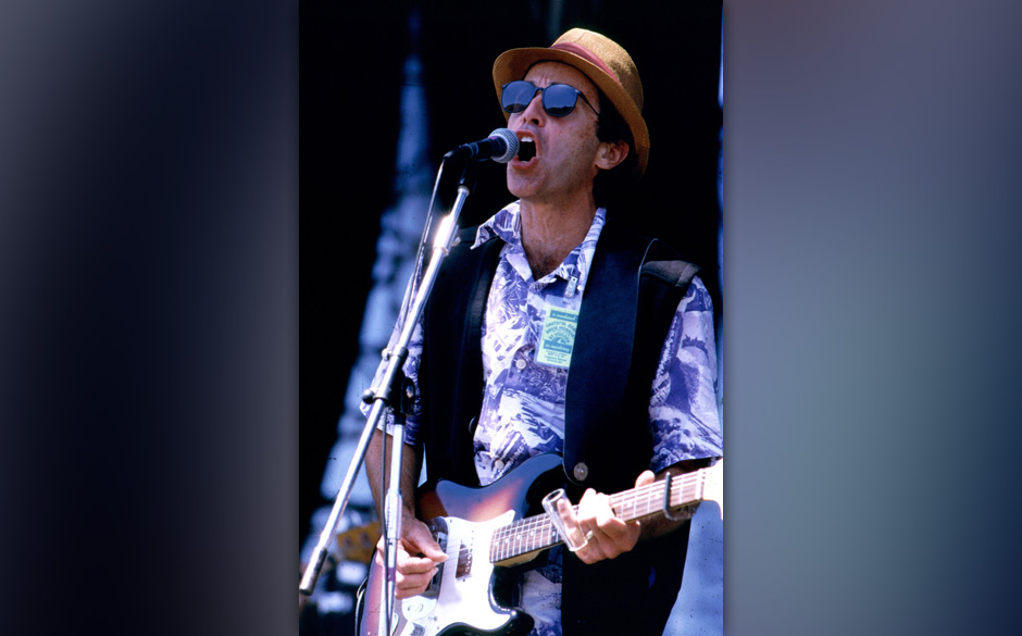 31. Ry Cooder. Memo From Turner – Mick Jagger, 1970. Auf diesem Solo-Trip von Mick Jagger spielt Ry Cooder eine insinuie...