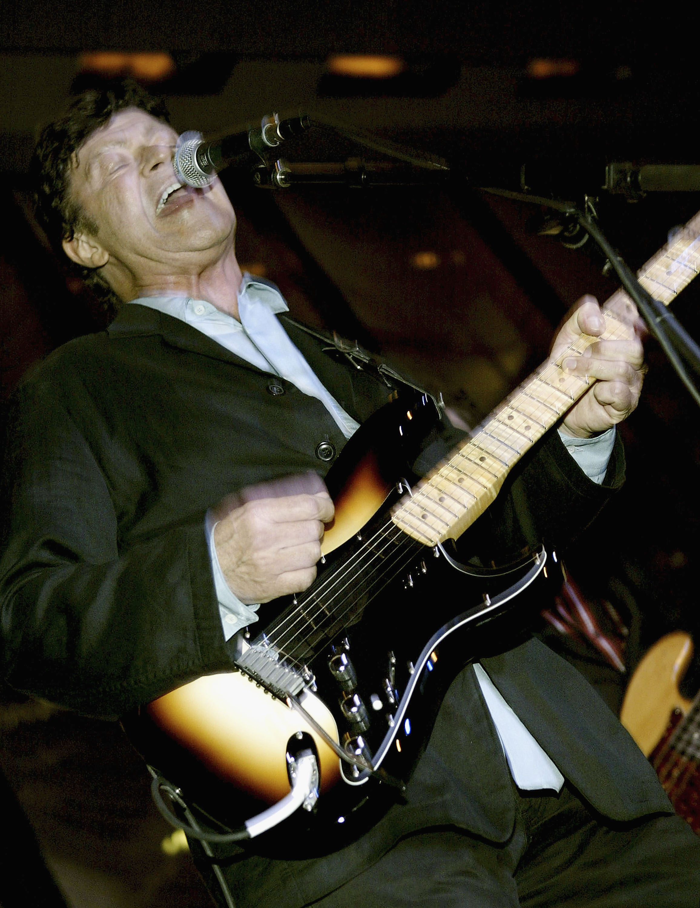 „Das einzige Gitarrengenie, das sich je mit meiner inneren Unruhe vertrug“, so Dylan.