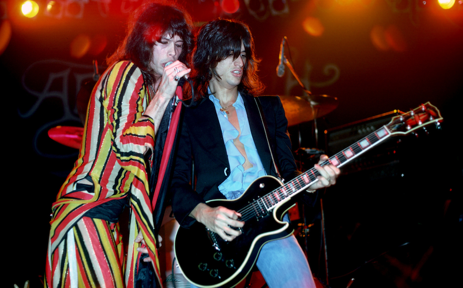 84. Joe Perry. Walk This Way – Aerosmith, 1975. Joe Perry war es, der bei einem Soundcheck auf Hawaii den Einfall für d...
