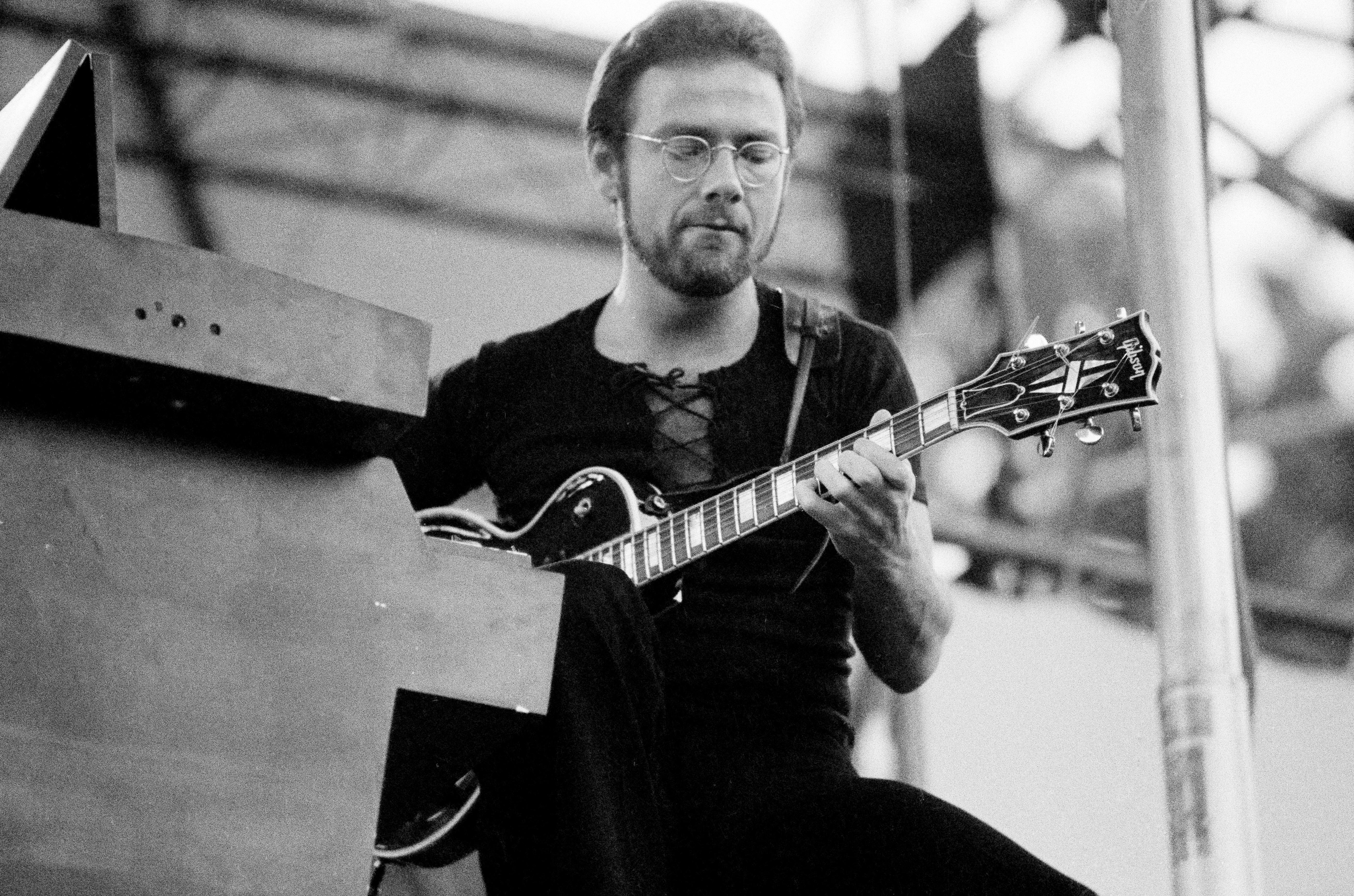 62. Robert Fripp. Red – King Crimson,
1974. „Ich bin kein Blues-Gitarrist“, verkündete der Prog-Rock-Held Robert Fr...