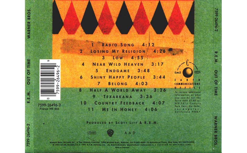 Dazu erklingt Bucks unverkennbares Mandolinen-Picking. „Losing My Religion“ ist vieles: perfekter Popsong, sehnsuchtsv...