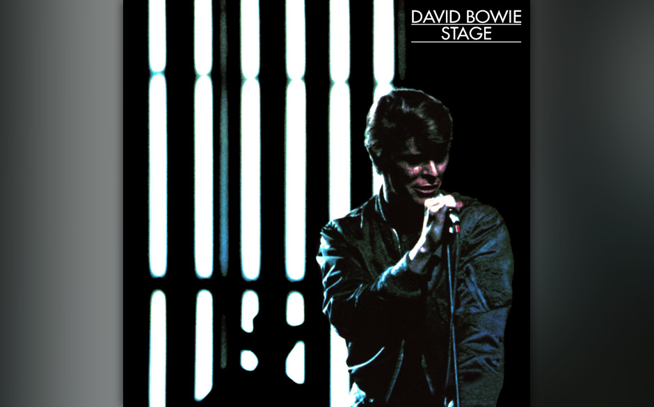 30. David Bowie - Stage (1978)

1978 war Bowie auf dem Gipfel seiner Kunst angekommen. Er schien alle Rock’n’Roll-Meta...