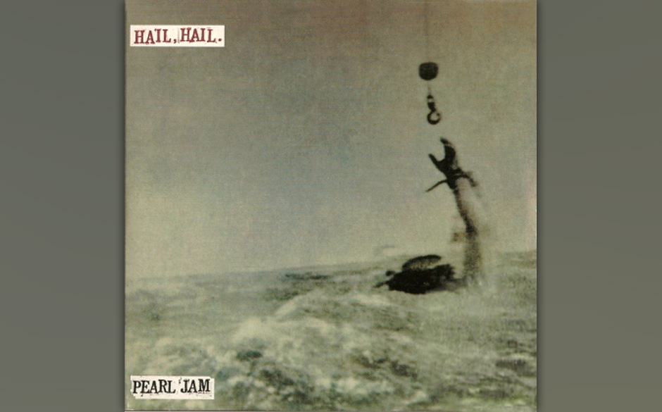 16. Hail, Hail. Der 1996 neu engagierte Schlagzeuger Jack Irons, ihr bisher bester, treibt diesen Song voller Fragezeichen...