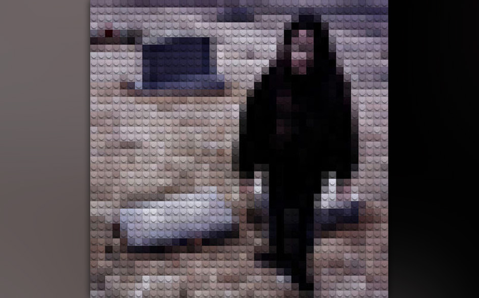 Crystal Castles - "II"