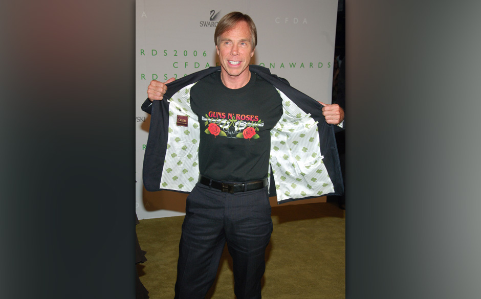 ...streift auch Tommy Hilfiger ab und zu eines über