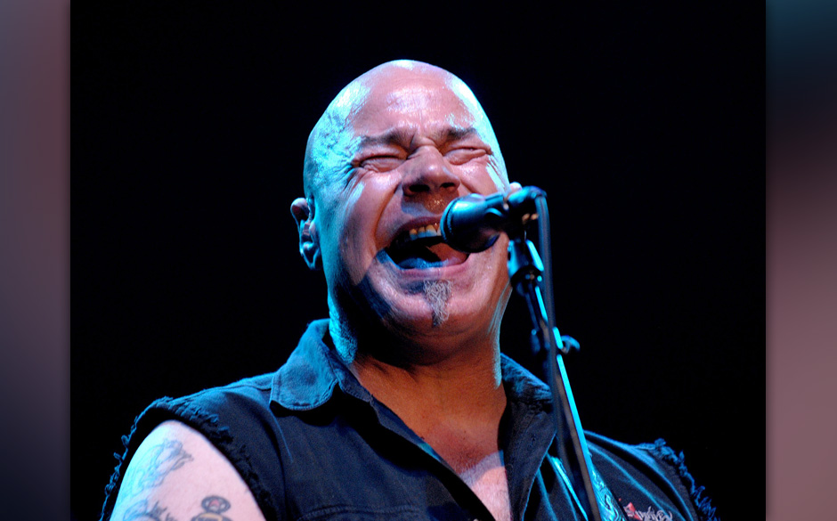 Creedence Clearwater Revisited mit John Tristao. Kurz gefasst: schon ab Anfang der Siebziger hatten die meisten in der Ban...