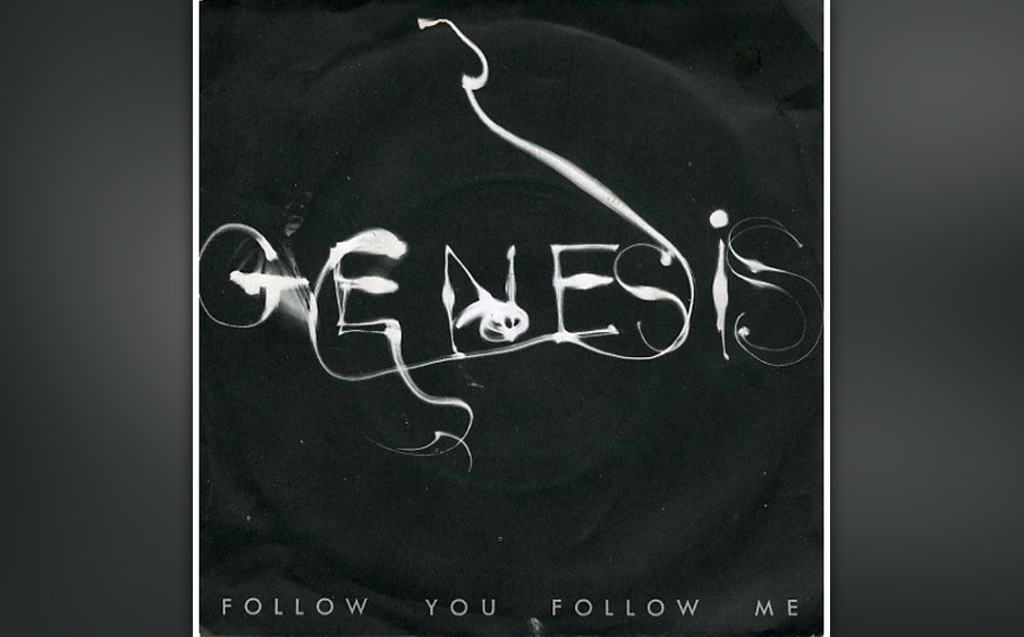 13. Follow You, Follow Me

Tony Banks sagt, es sei das einzige Lied, das die Band bis dato gemeinsam im Studio komponiert ...