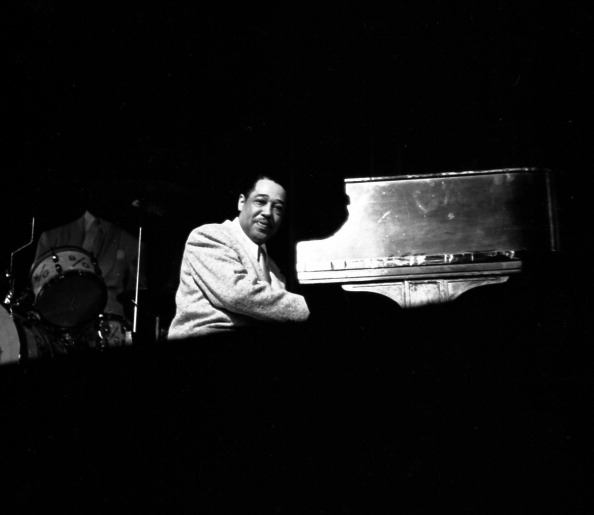 NEW YORK - APRIL 21:  Musician Duke Ellington performs with his orchestra at the Paramount Theatre on April 21, 1949 in Ne...
