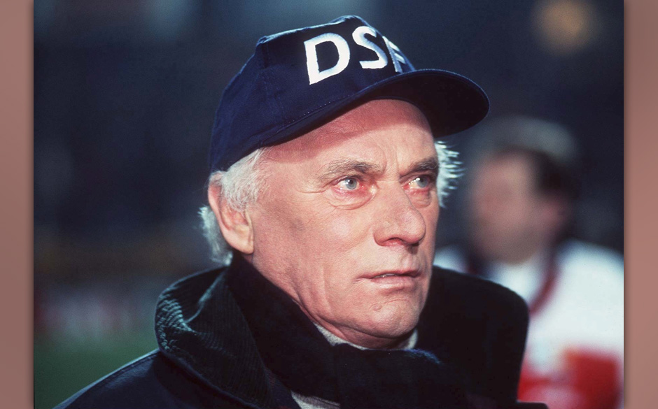 Udo Lattek (* 16. Januar 1935 in Bosemb, Ostpreußen; † 31. Januar 2015 in Köln)