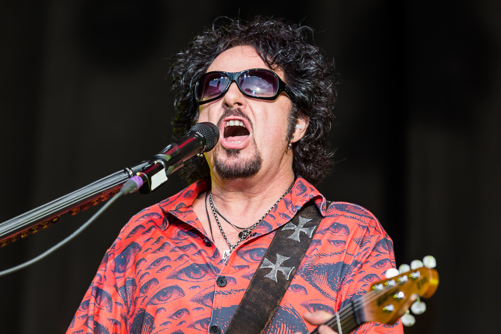 Toto live am 18.06.2015 auf der Burg Abenberg