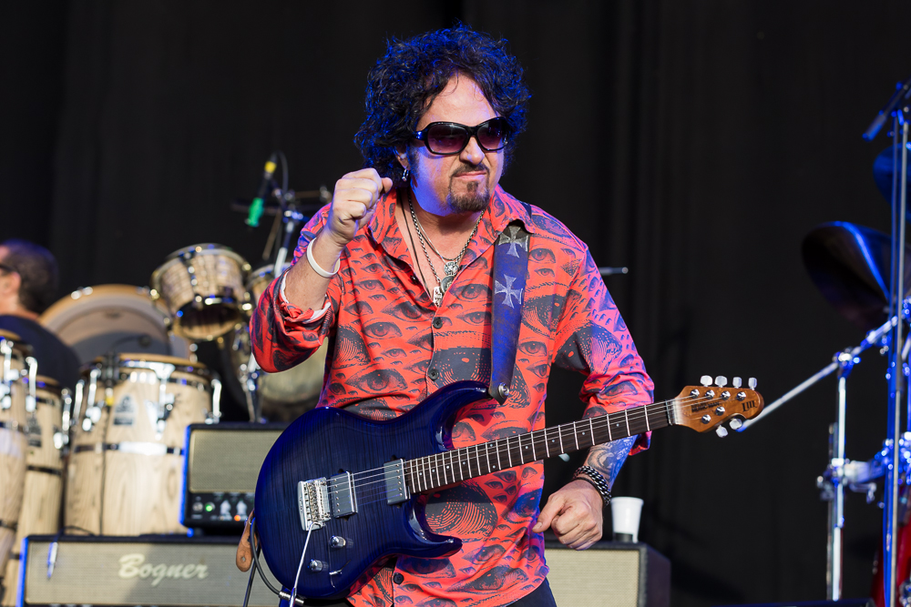 Toto live am 18.06.2015 auf der Burg Abenberg