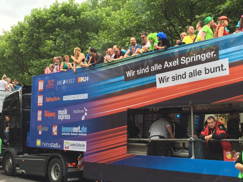 Der CSD-Wagen von Axel Springer