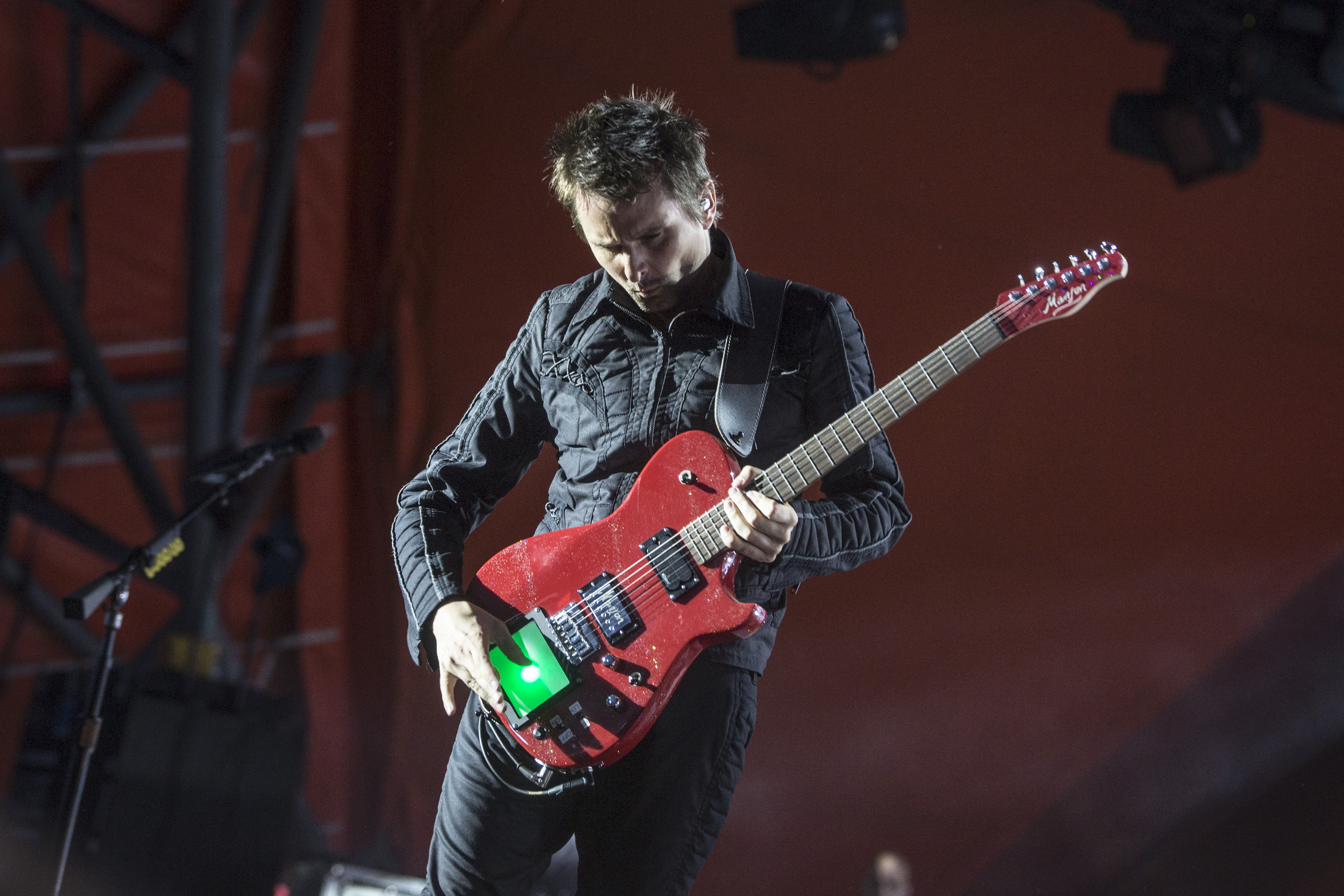 Muse live beim Roskilde Festival 2015