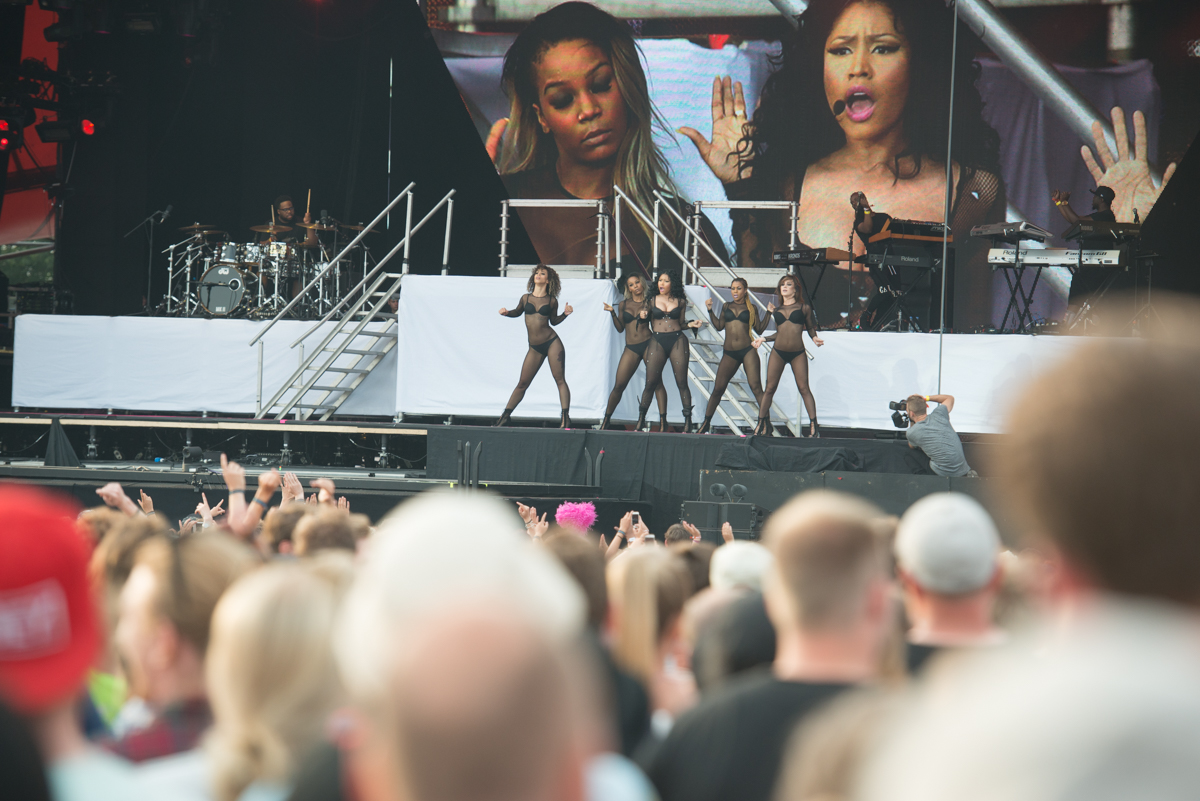 Nicki Minaj live beim Roskilde Festival 2015