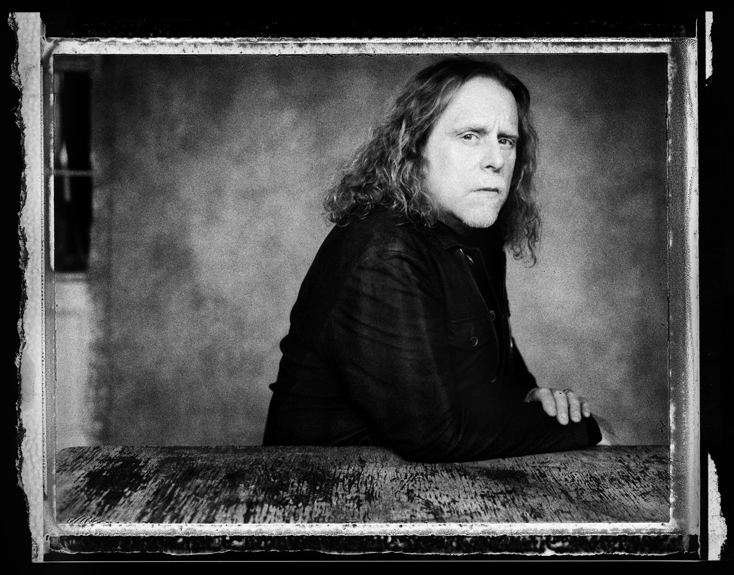 Warren Haynes 02 - smaller - by Danny Clinch