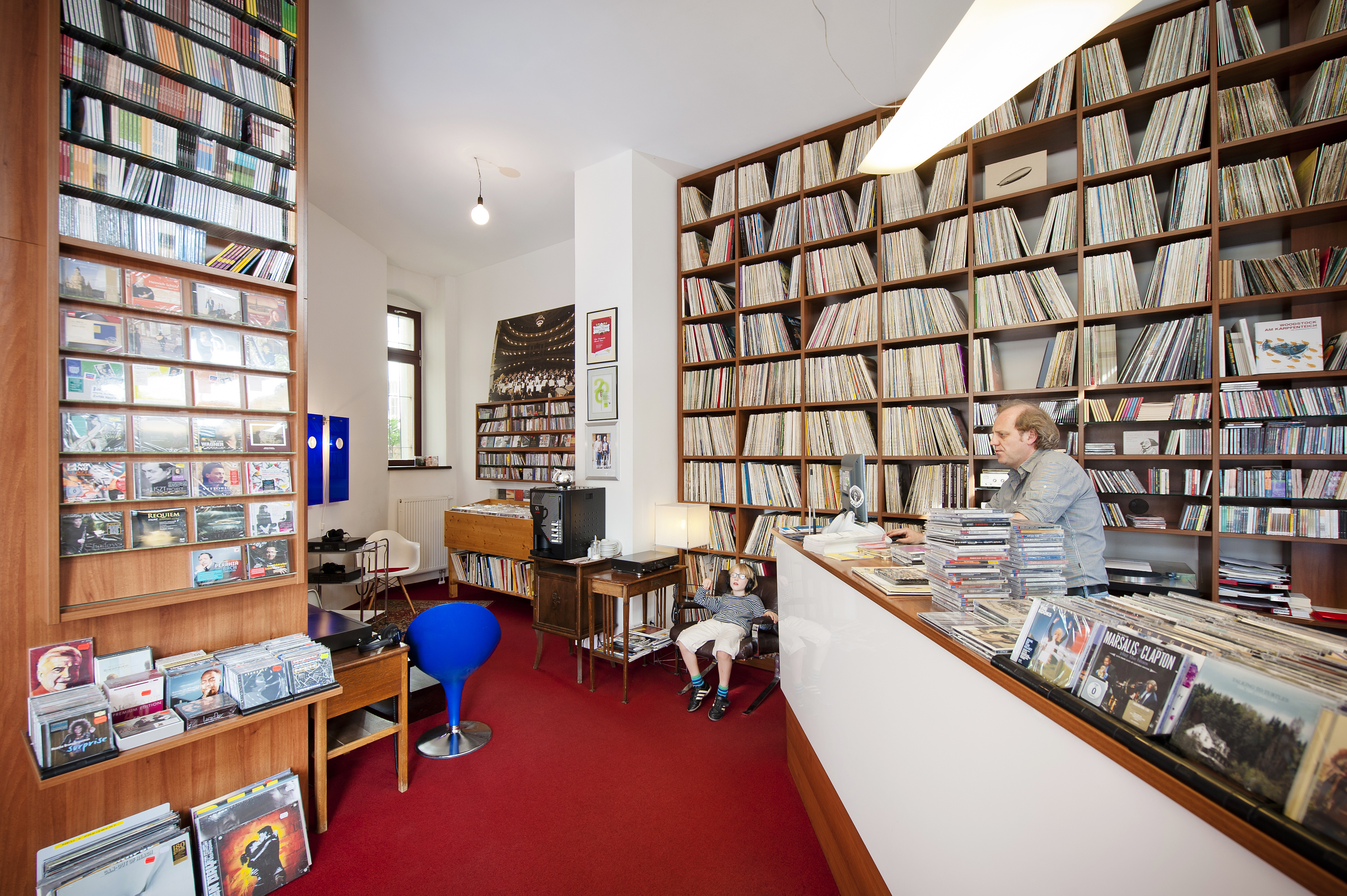 Kontakt: 
Telefon: 0351 / 26 41 270