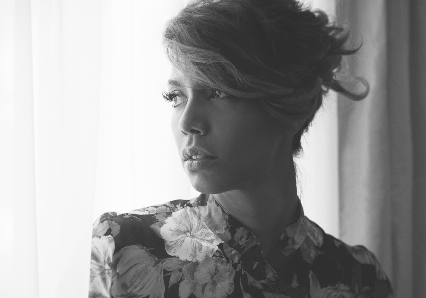 Lächelnde Kanadierin: Chloe Charles