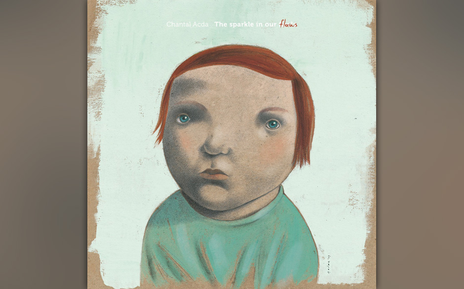 Chantal Acda hat bisher unter dem Künstlernamen Sleepingdog Alben veröffentlicht. Jetzt erscheint unter ihrem weltlichen Namen „The Sparkle in Our Flaws“.