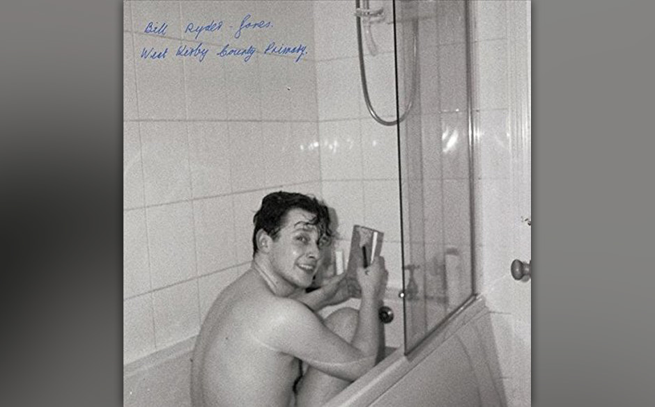 Bill Ryder-Jones lässt auf „West Kirby County Primary“ endlich wieder E-Gitarren krachen.