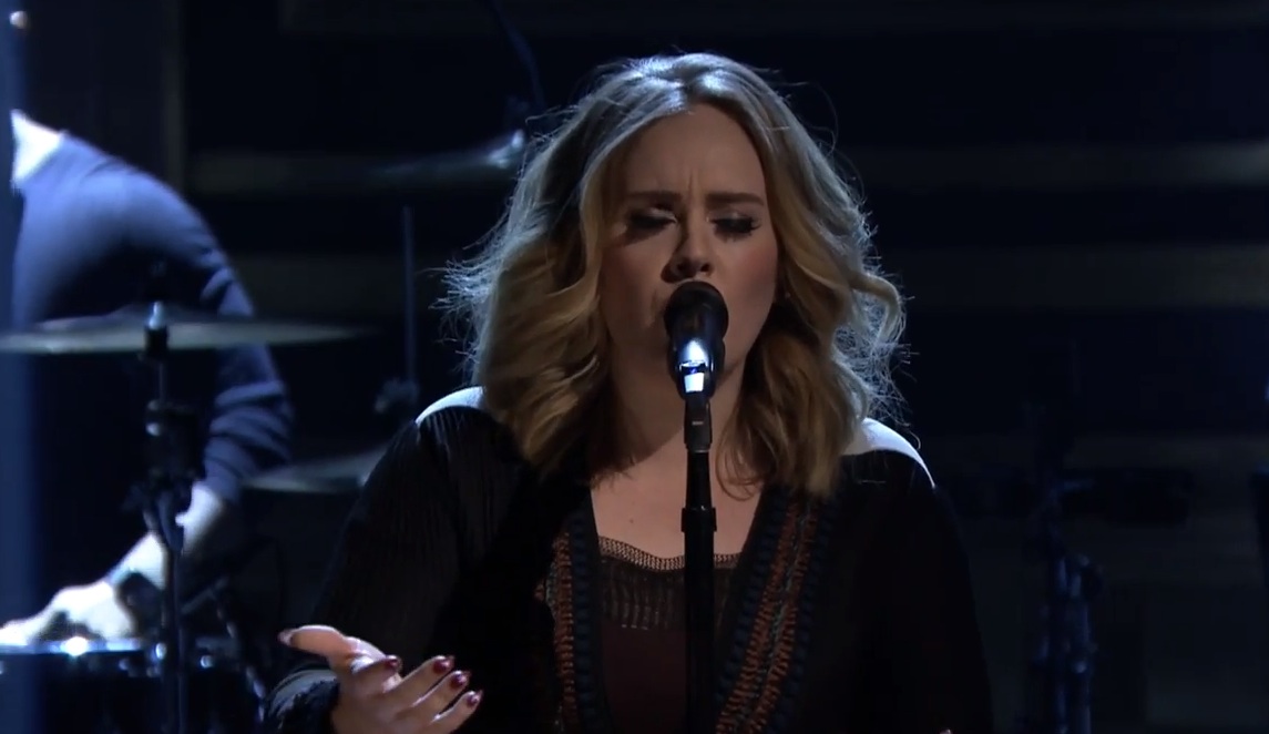 Adele bei ihrem gefühlvollen Auftritt in der "Tonight Show" von Jimmy Fallon