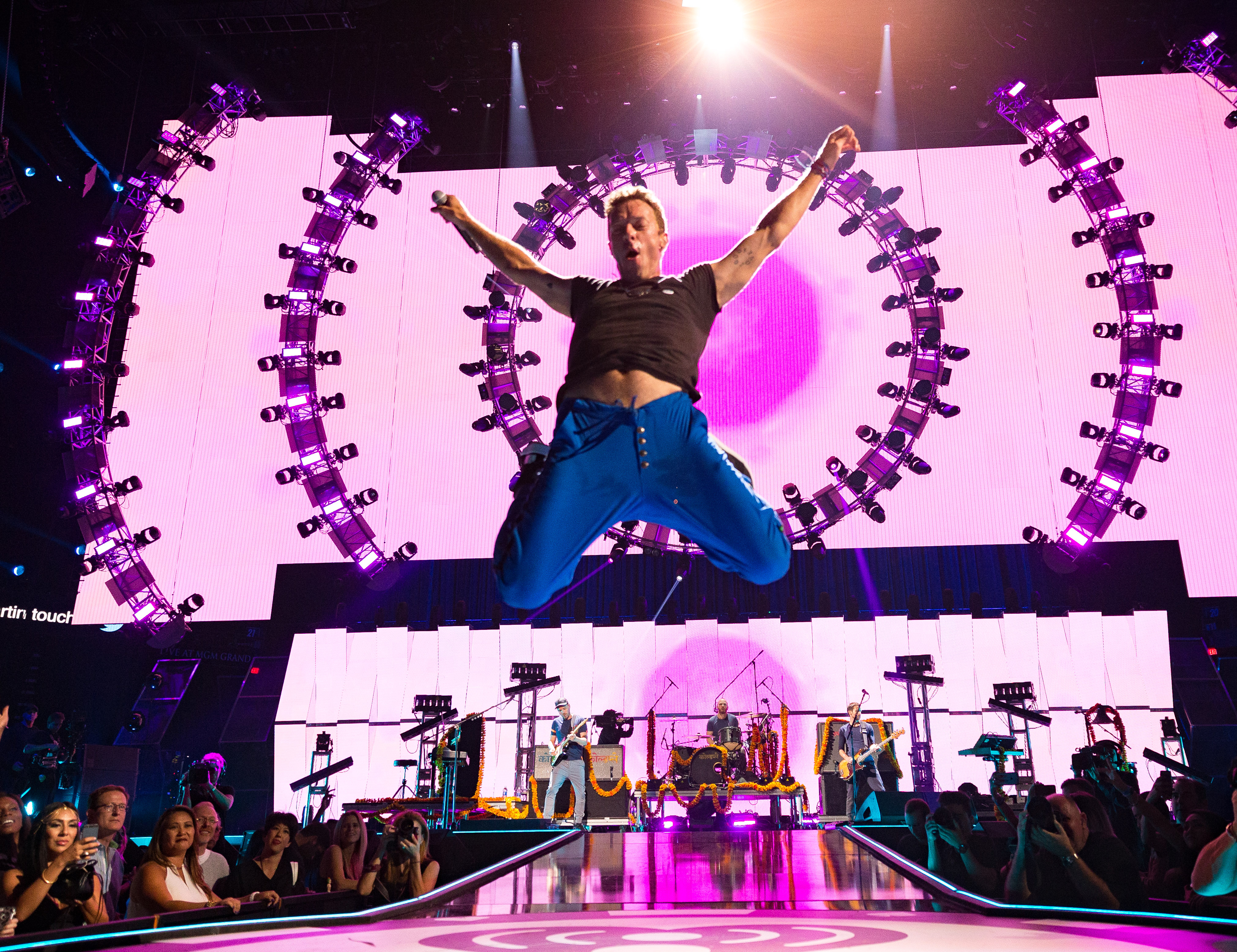 Coldplay live in Las Vegas, September 2015